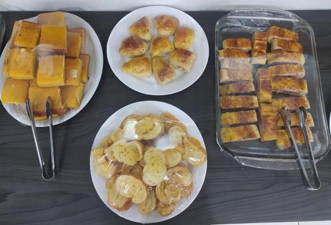 Imagen del bar/restaurante del Hotel Maper Mardan. Foto 3