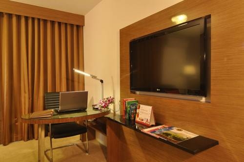 Imagen de la habitación del Hotel Maple, Bangkok. Foto 12