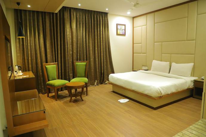 Imagen de la habitación del Hotel Maple Grand, Agra. Foto 12
