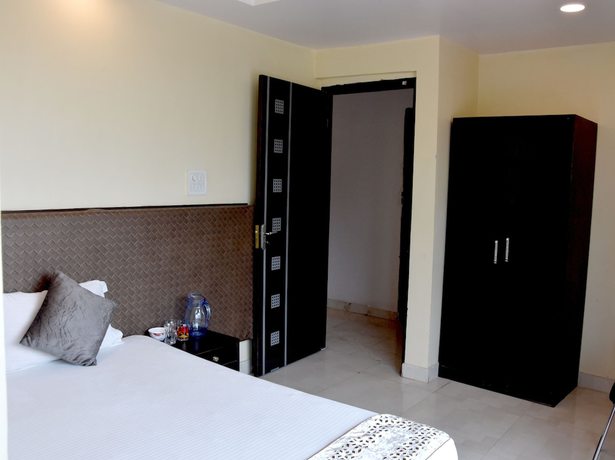Imagen de la habitación del Hotel Maple Inn, Patna. Foto 13