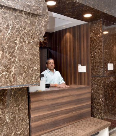 Imagen de los interiores del Hotel Maple Inn, Patna. Foto 20