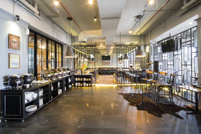Imagen del bar/restaurante del Hotel Maple Jakarta. Foto 3