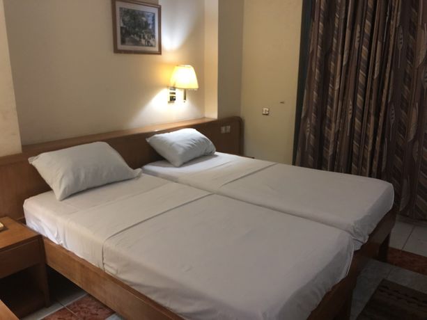 Imagen de la habitación del Hotel Maple Leaf, Accra. Foto 11