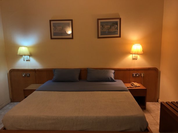 Imagen de la habitación del Hotel Maple Leaf, Accra. Foto 18