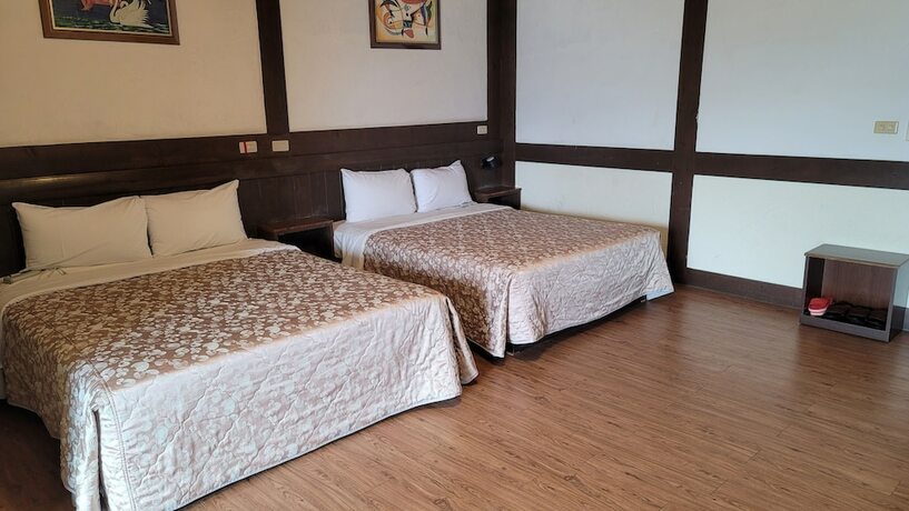 Imagen de la habitación del Hotel Maple Leaf Holiday Villa. Foto 19