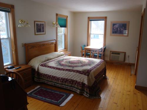 Imagen de la habitación del Hotel Maple Leaf Inn Lake Placid. Foto 16