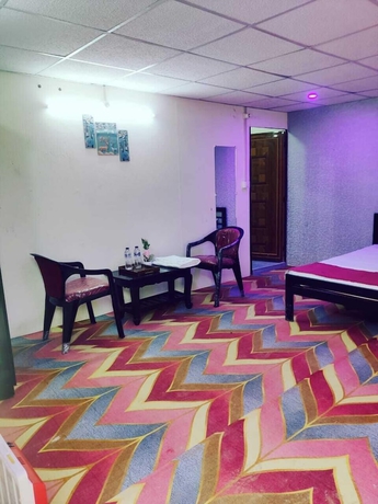 Imagen de los interiores del Hotel Maple Tree resort and restaurant. Foto 11