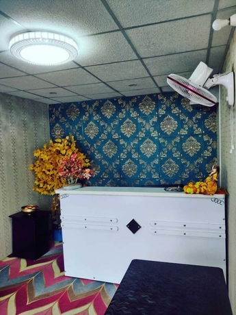 Imagen de los interiores del Hotel Maple Tree resort and restaurant. Foto 12
