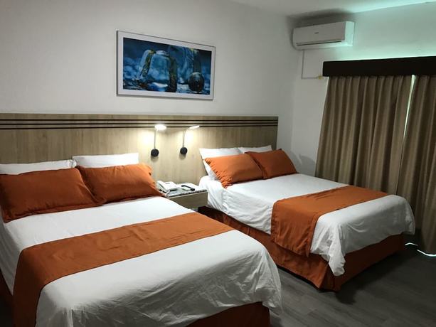Imagen de la habitación del Hotel Mar Azul, Manta. Foto 10