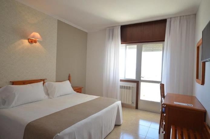 Imagen de la habitación del Hotel Mar Azul, Sanxenxo. Foto 3