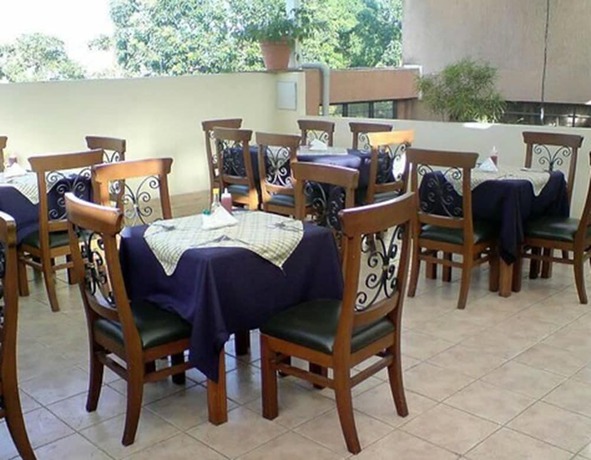 Imagen del bar/restaurante del Hotel Mar Azul, Tumaco. Foto 3