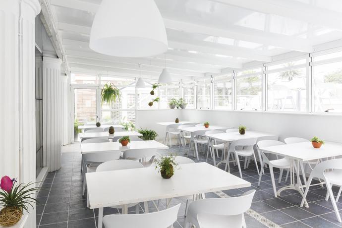 Imagen de los interiores del Hotel Mar Azul y Surf. Foto 7