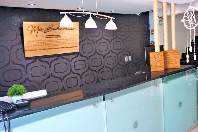 Imagen de los interiores del Hotel Mar Bohemio. Foto 14