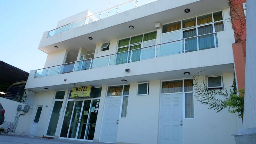 Imagen general del Hotel Mar Caribe. Foto 4