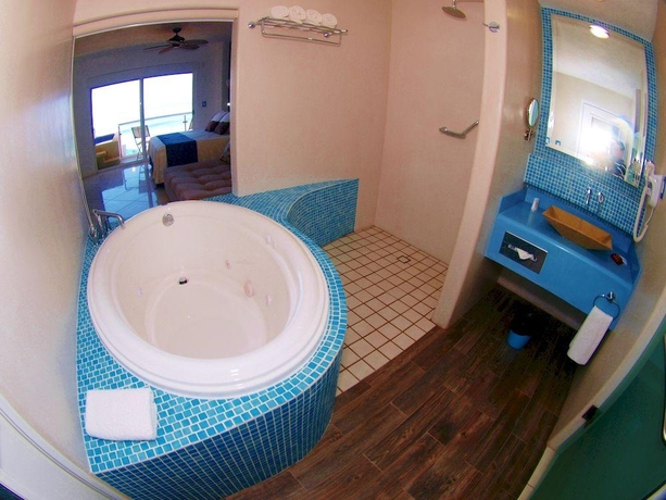 Imagen general del Hotel Mar Celeste. Foto 4