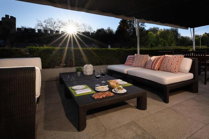 Imagen general del Hotel M'ar De Ar Muralhas. Foto 17