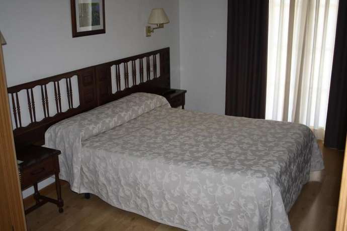 Imagen de la habitación del Hotel Mar De Aragón. Foto 9