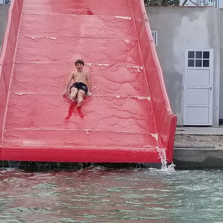 Imagen de la piscina del Hotel Mar De Sue&ntilde;os Parque Acu&aacute;tico Infantil. Foto 16