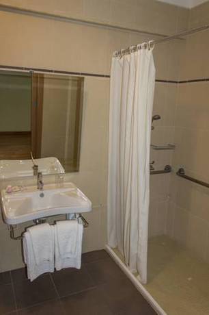 Imagen de la habitación del Hotel Mar E Sol, Setubal. Foto 7