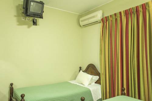 Imagen de la habitación del Hotel Mar E Sol, Setubal. Foto 9