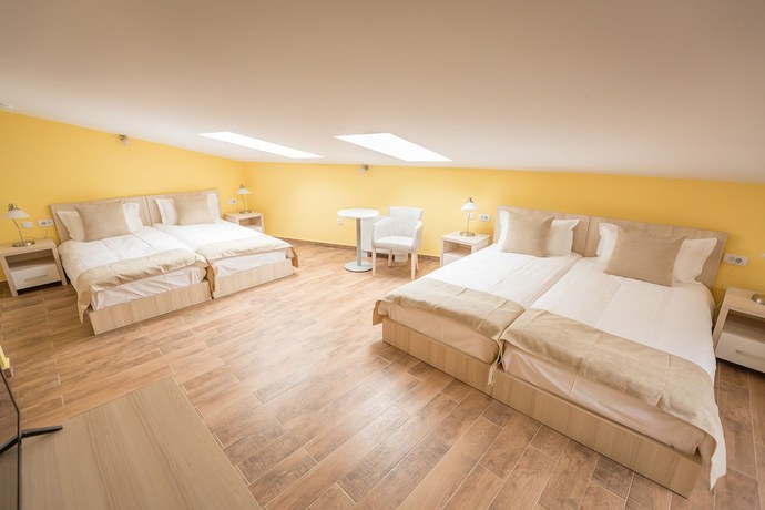 Imagen de la habitación del Hotel Mar Garni. Foto 15