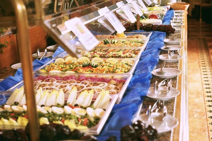 Imagen del bar/restaurante del Hotel Mar Hotels Playa De Muro Suites - All Inclusive. Foto 4