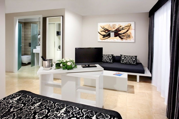 Imagen de la habitación del Hotel Mar Hotels Playa De Muro Suites - All Inclusive. Foto 8