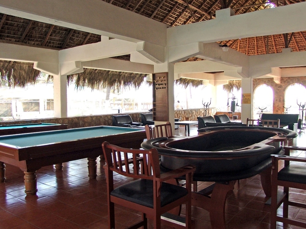 Imagen de los interiores del Hotel Mar Paraiso Queen. Foto 16