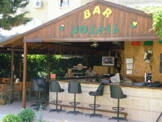 Imagen del bar/restaurante del Hotel Mar Soleil Apart. Foto 5
