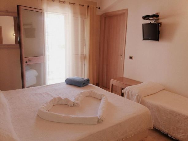 Imagen de la habitación del Hotel Mar and Sol. Foto 11