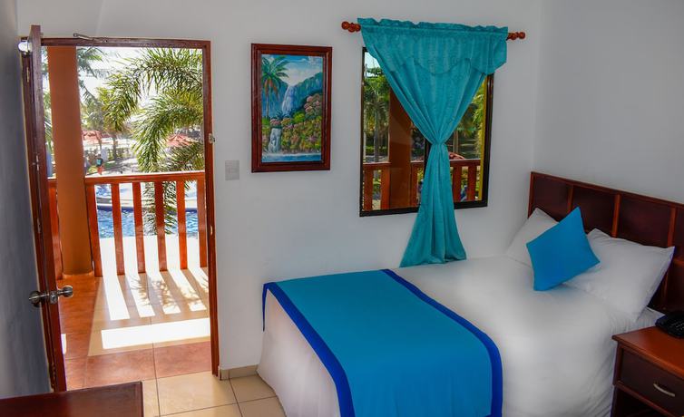 Imagen de la habitación del Hotel Mar and Sol y Restaurante. Foto 13