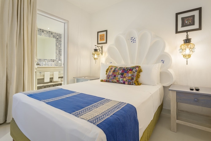 Imagen de la habitación del Hotel Mar del Cabo By Velas Resorts. Foto 5