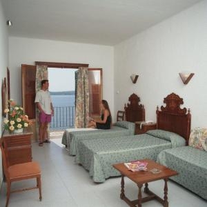 Imagen de la habitación del Hotel Mar i Pins. Foto 2