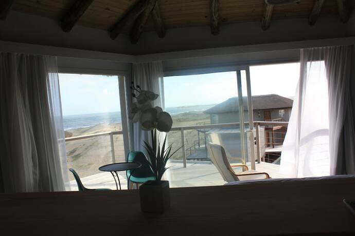 Imagen de la habitación del Hotel MarAdentro Aparts and Suites. Foto 18