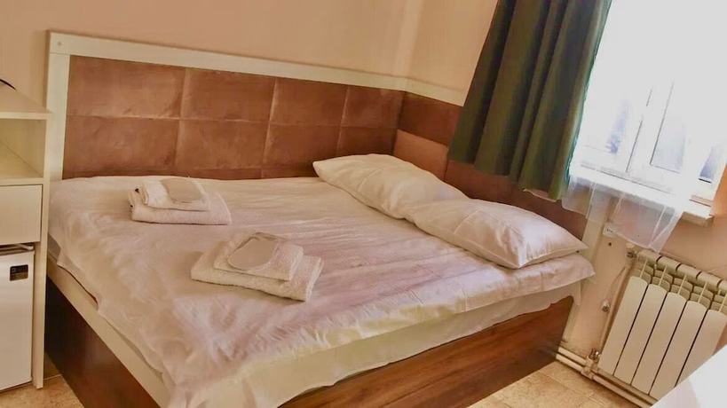 Imagen de la habitación del Hotel MarNar. Foto 9