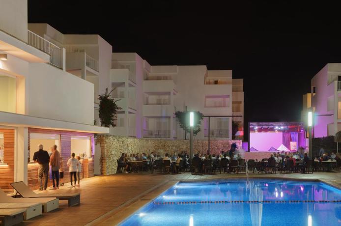 Imagen de los interiores del Hotel MarSenses Ferrera Blanca Family. Foto 10