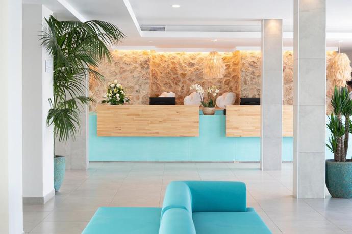 Imagen de los interiores del Hotel MarSenses Ferrera Blanca Family. Foto 11