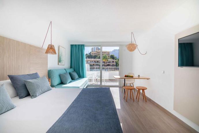 Imagen de la habitación del Hotel MarSenses Rosa del Mar. Foto 7