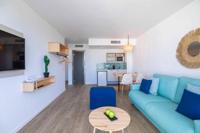 Imagen de la habitación del Hotel MarSenses Rosa del Mar. Foto 10