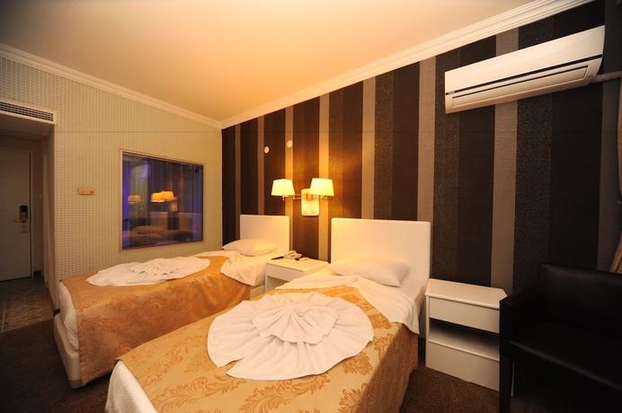 Imagen de la habitación del Hotel Mara Palace, FETHIYE. Foto 9