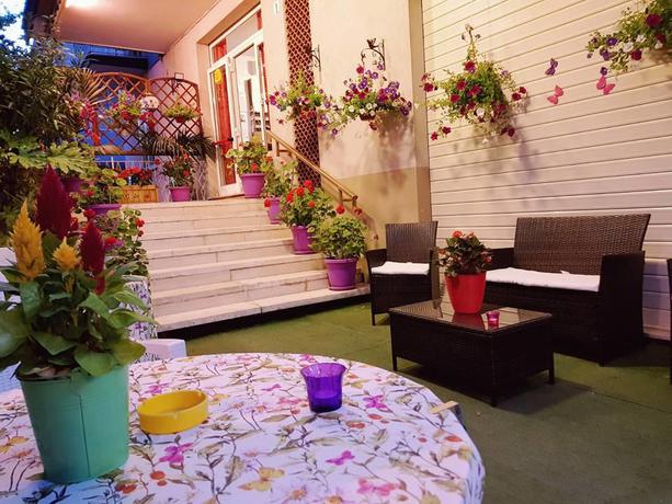 Imagen de los exteriores del Hotel Mara, Rimini. Foto 9