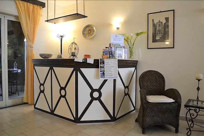 Imagen del bar/restaurante del Hotel Marabel. Foto 6