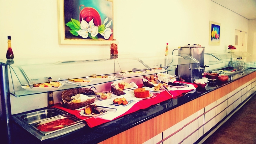 Imagen del bar/restaurante del Hotel Maraboo. Foto 2