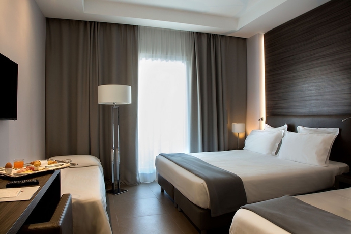 Imagen de la habitación del Hotel Marad. Foto 13