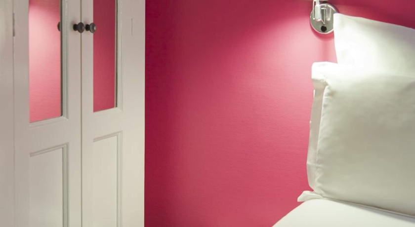 Imagen de la habitación del Hotel Marais de Launay. Foto 6