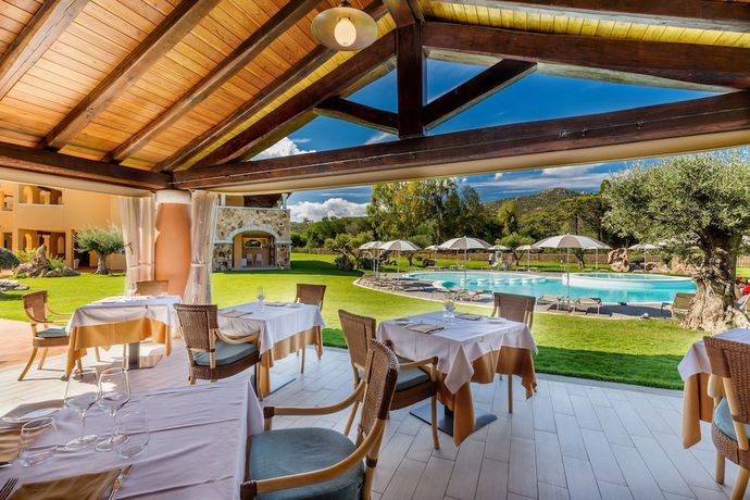 Imagen del bar/restaurante del Hotel Marana. Foto 4