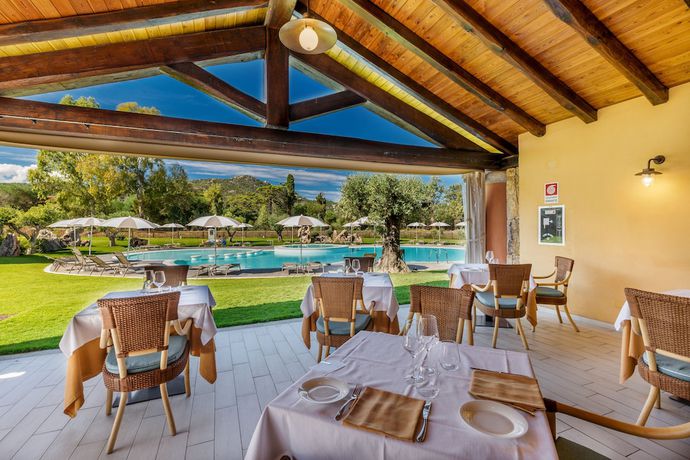 Imagen del bar/restaurante del Hotel Marana. Foto 6