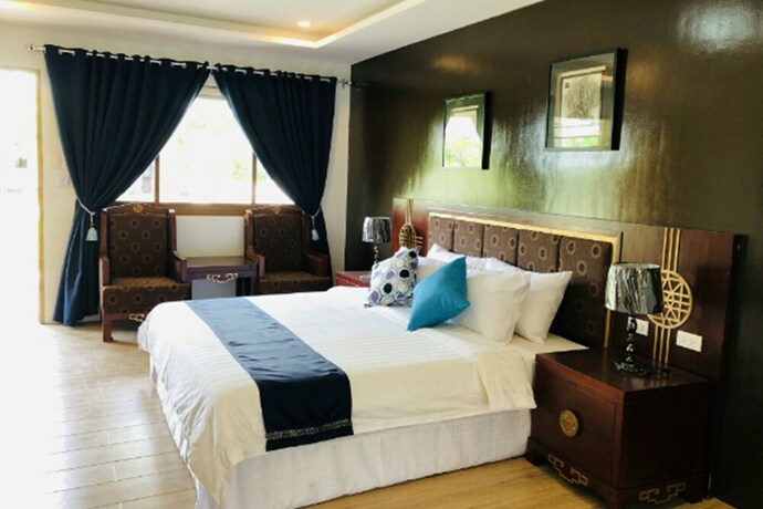 Imagen de la habitación del Hotel Marand Beach Resort. Foto 29