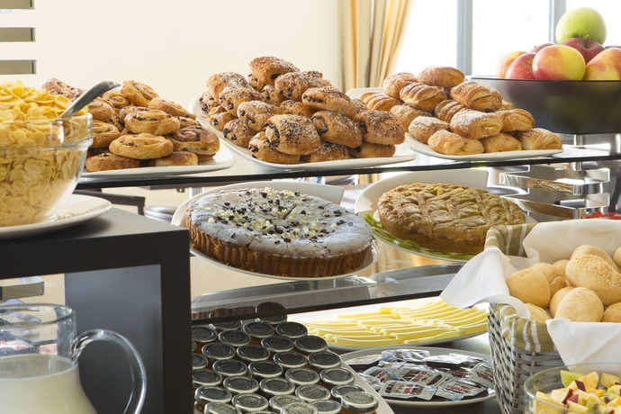 Imagen del bar/restaurante del Hotel Maranello Palace. Foto 4