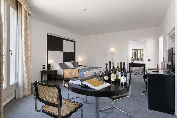 Imagen de la habitación del Hotel Maranello Palace. Foto 11